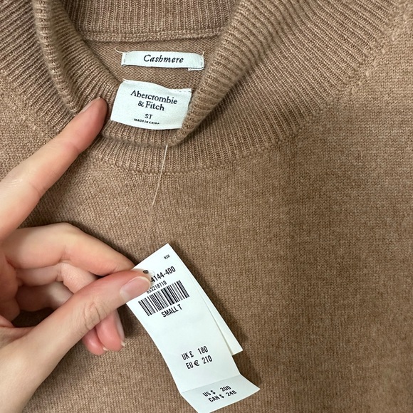 Abercrombie Cashmere Sweater Dress🤎 - Picture 3 of 5